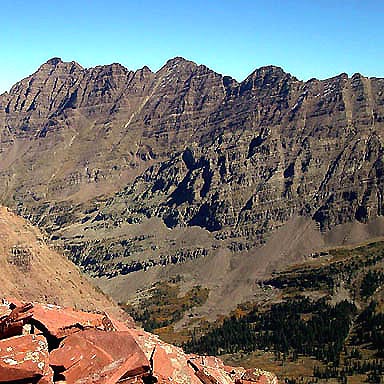 Pyramid Peak and 'Thunder Pyramid' as seen from Belleview's summit